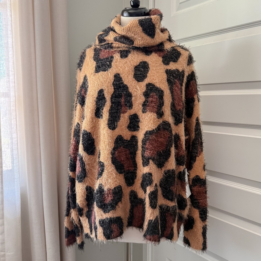 NEW Show Me Your Mumu Fatima Turtleneck Sweater : Small - Picture 2 of 6